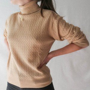 VINTAGE LORD & TAYLOR CASHMERE TURTLENECK
